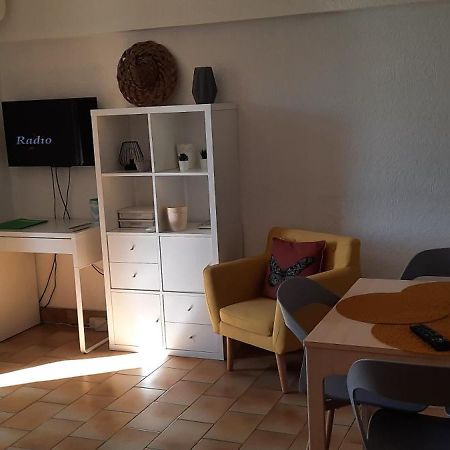 Appartement Climatise Avec Terrasse Au Coeur De Nyons Eksteriør bilde