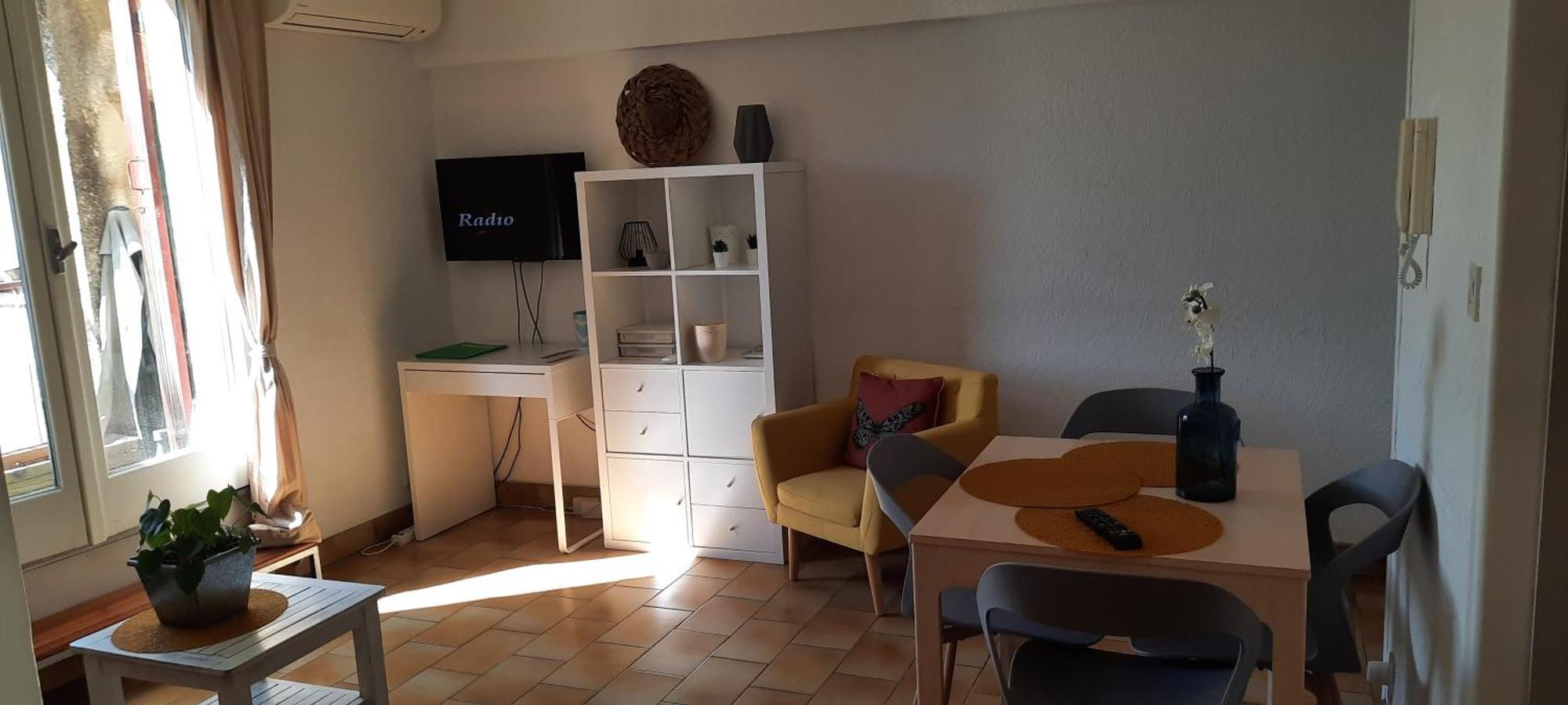 Appartement Climatise Avec Terrasse Au Coeur De Nyons Eksteriør bilde